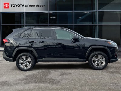 2025 Toyota RAV4 Hybrid LE