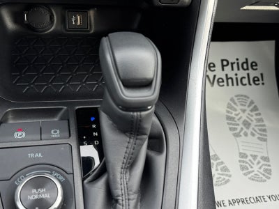 2025 Toyota RAV4 Hybrid LE