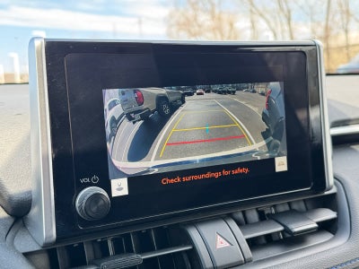 2023 Toyota RAV4 Hybrid SE