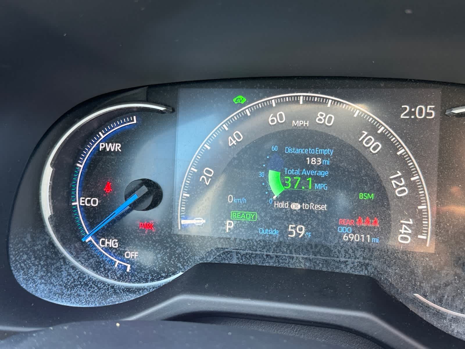 2023 Toyota RAV4 Hybrid SE