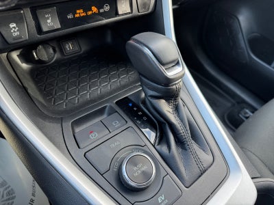 2023 Toyota RAV4 Hybrid SE