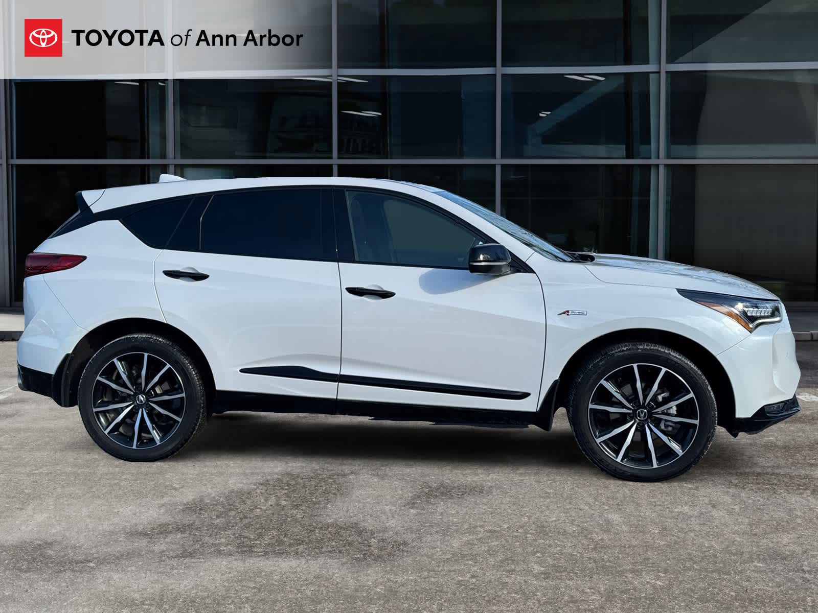 2025 Acura RDX w/A-Spec Advance Package