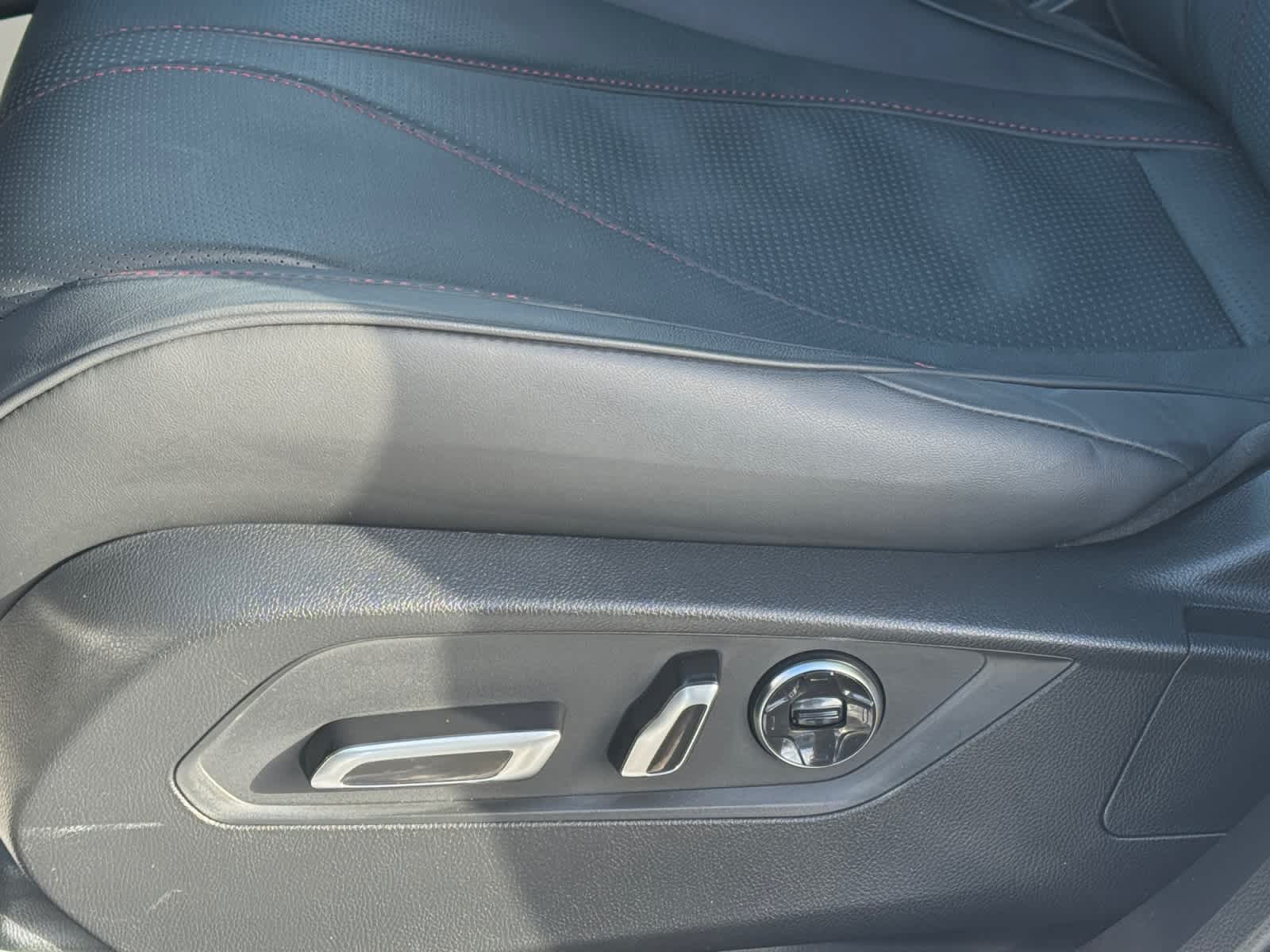 2025 Acura RDX w/A-Spec Advance Package