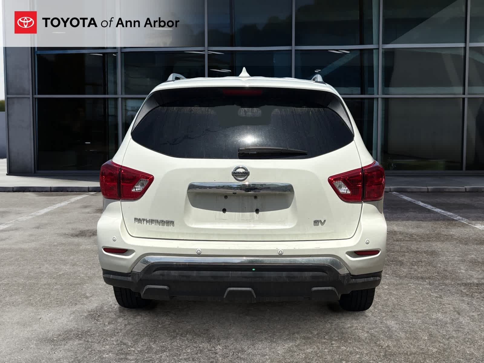 2019 Nissan Pathfinder SV