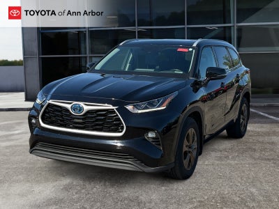 2022 Toyota Highlander Hybrid Bronze Edition