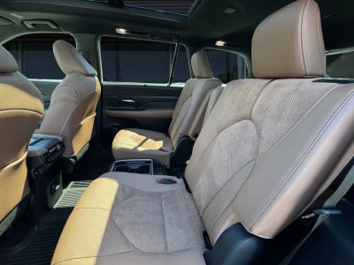 2024 Toyota Grand Highlander Hybrid MAX Platinum