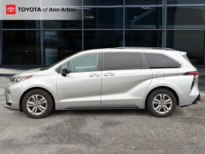 2023 Toyota Sienna XSE