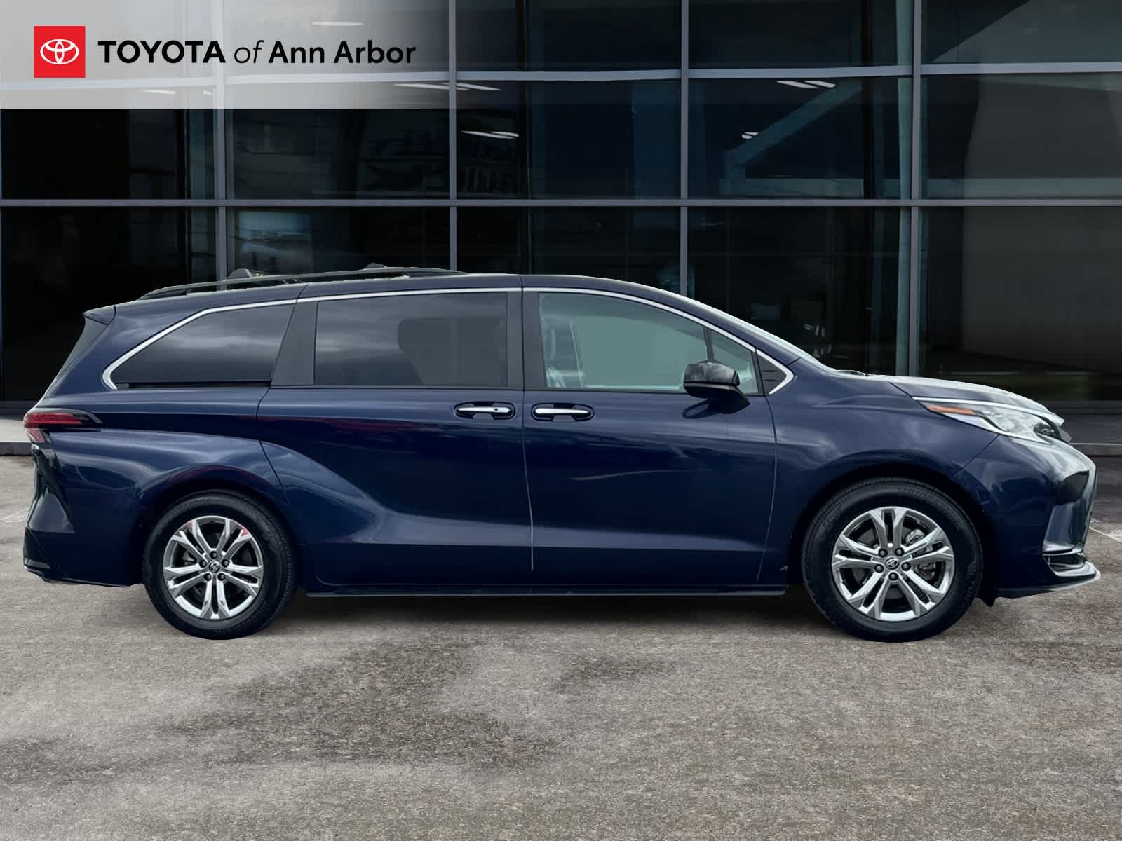 2023 Toyota Sienna XSE