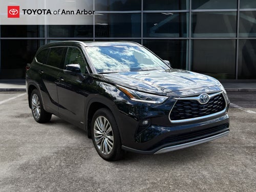 2024 Toyota Highlander Hybrid Platinum