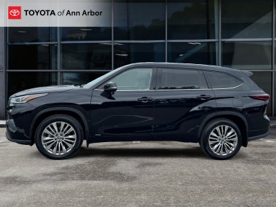 2024 Toyota Highlander Hybrid Platinum