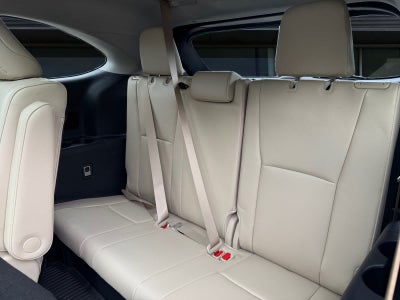 2024 Toyota Highlander Hybrid Platinum