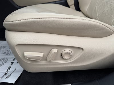 2024 Toyota Highlander Hybrid Platinum