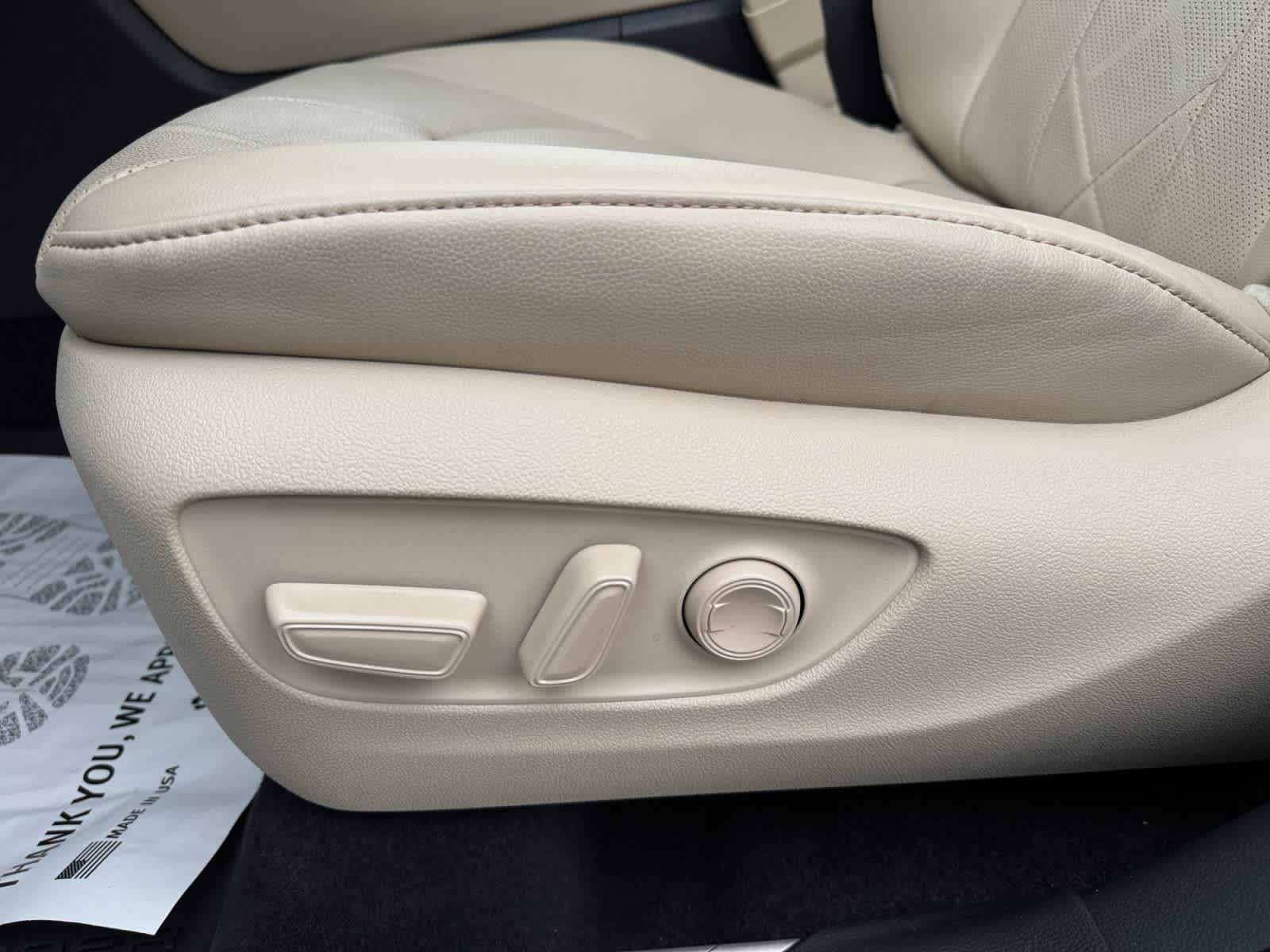 2024 Toyota Highlander Hybrid Platinum