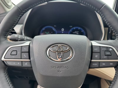 2024 Toyota Highlander Hybrid Platinum