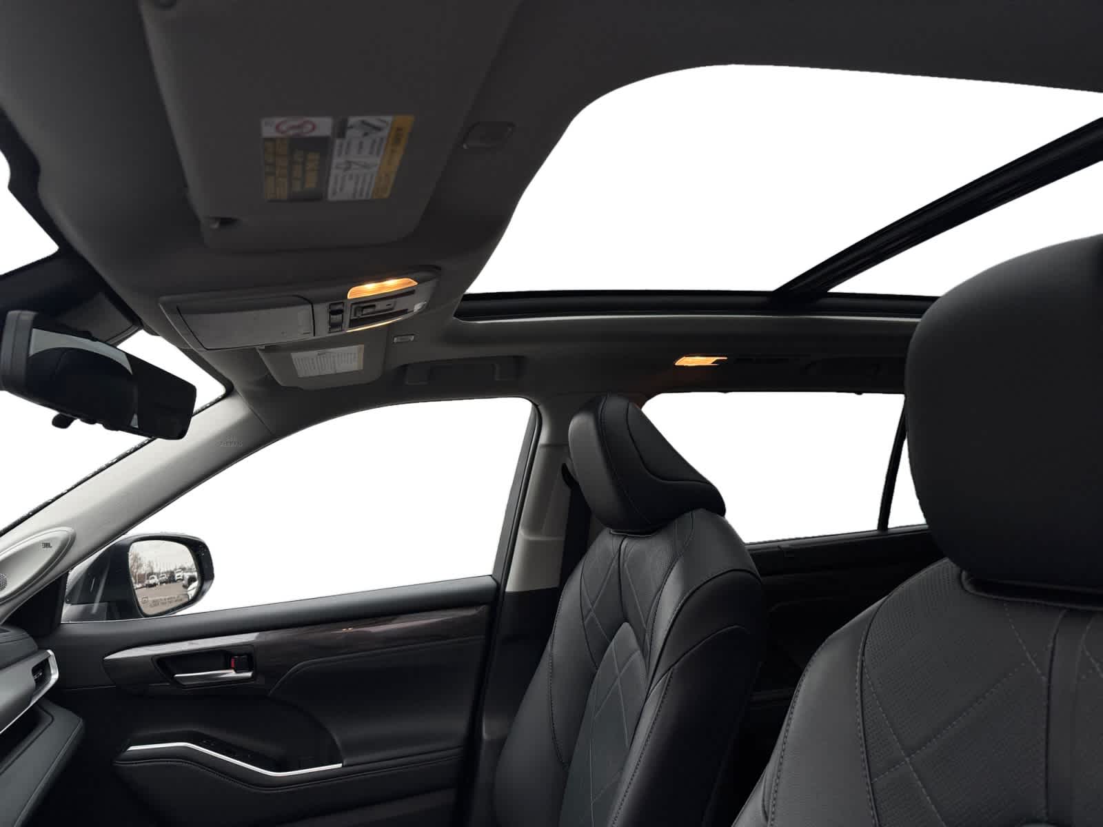 2025 Toyota Highlander Hybrid Platinum