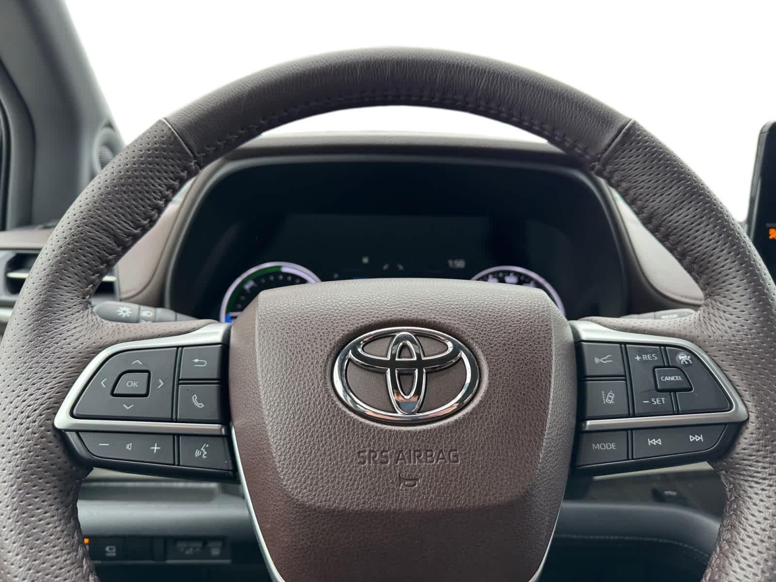 2023 Toyota Sienna Platinum