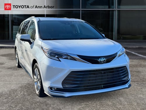 2022 Toyota Sienna Platinum