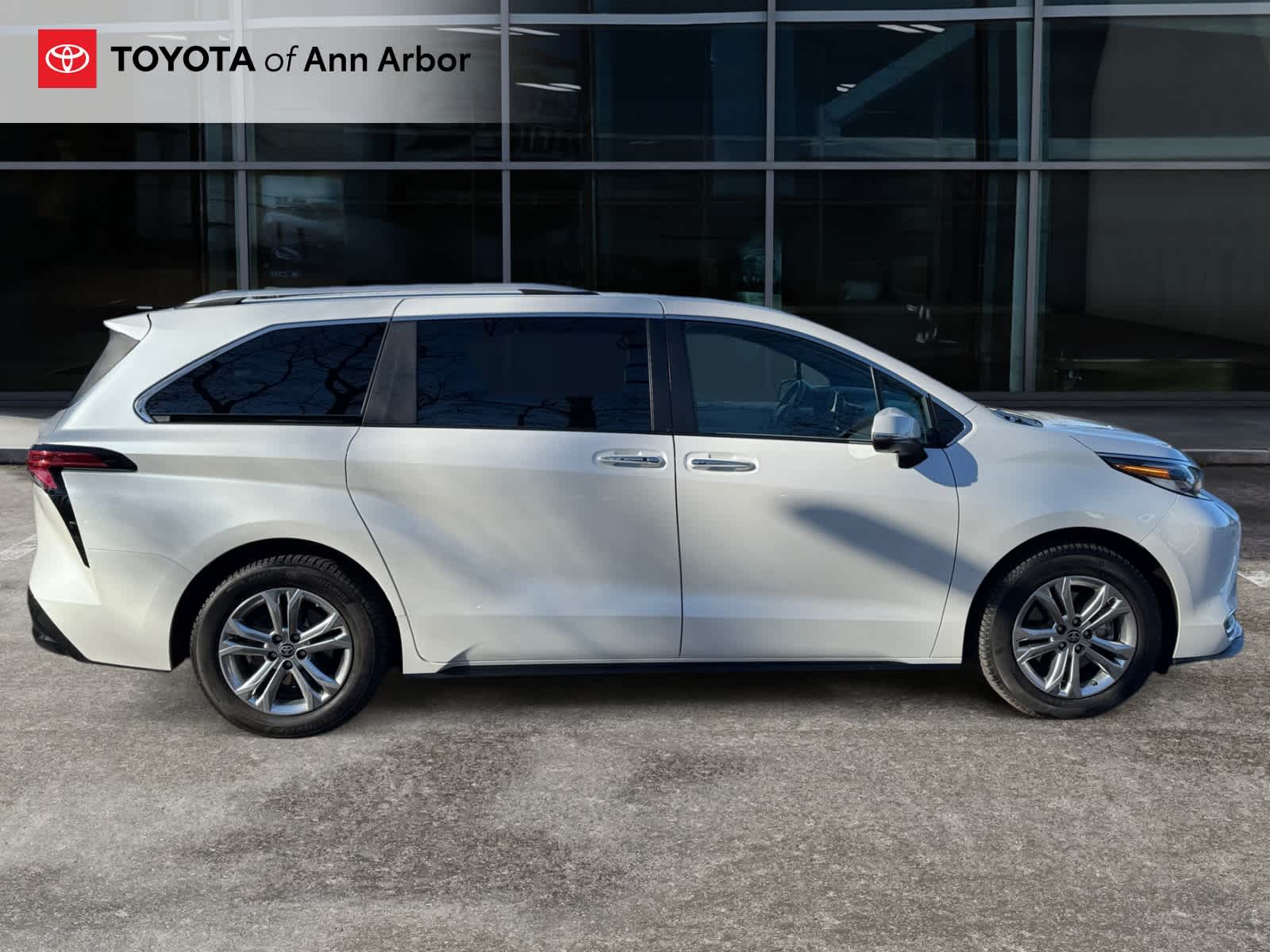 2022 Toyota Sienna Platinum