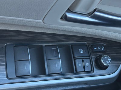 2022 Toyota Sienna Platinum