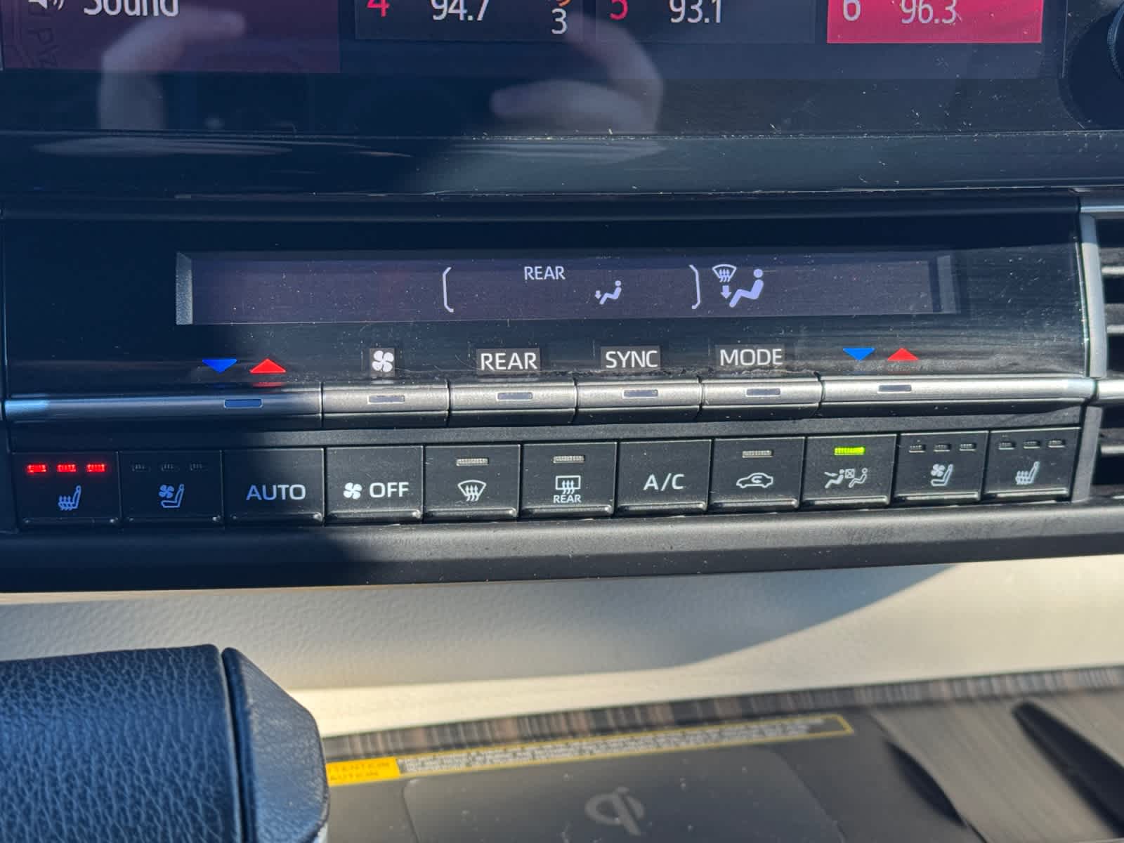 2022 Toyota Sienna Platinum