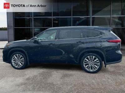 2022 Toyota Highlander Platinum