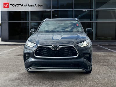 2022 Toyota Highlander Platinum