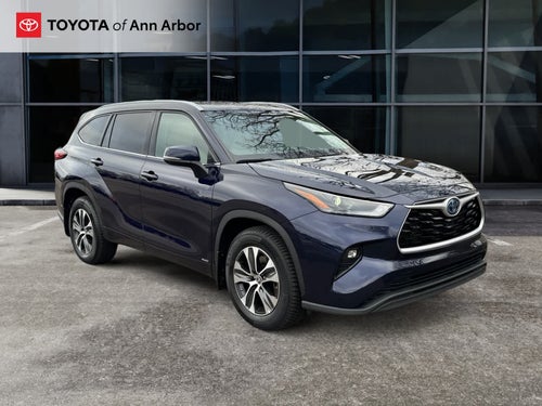 2022 Toyota Highlander Hybrid XLE