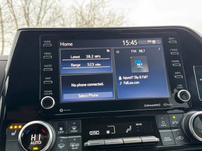 2022 Toyota Highlander Hybrid XLE