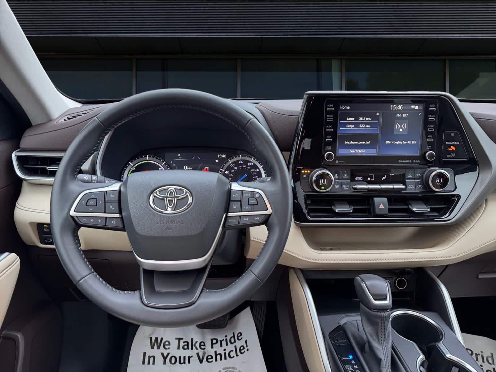 2022 Toyota Highlander Hybrid XLE