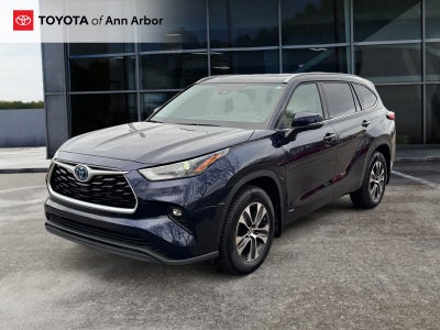 2022 Toyota Highlander Hybrid XLE