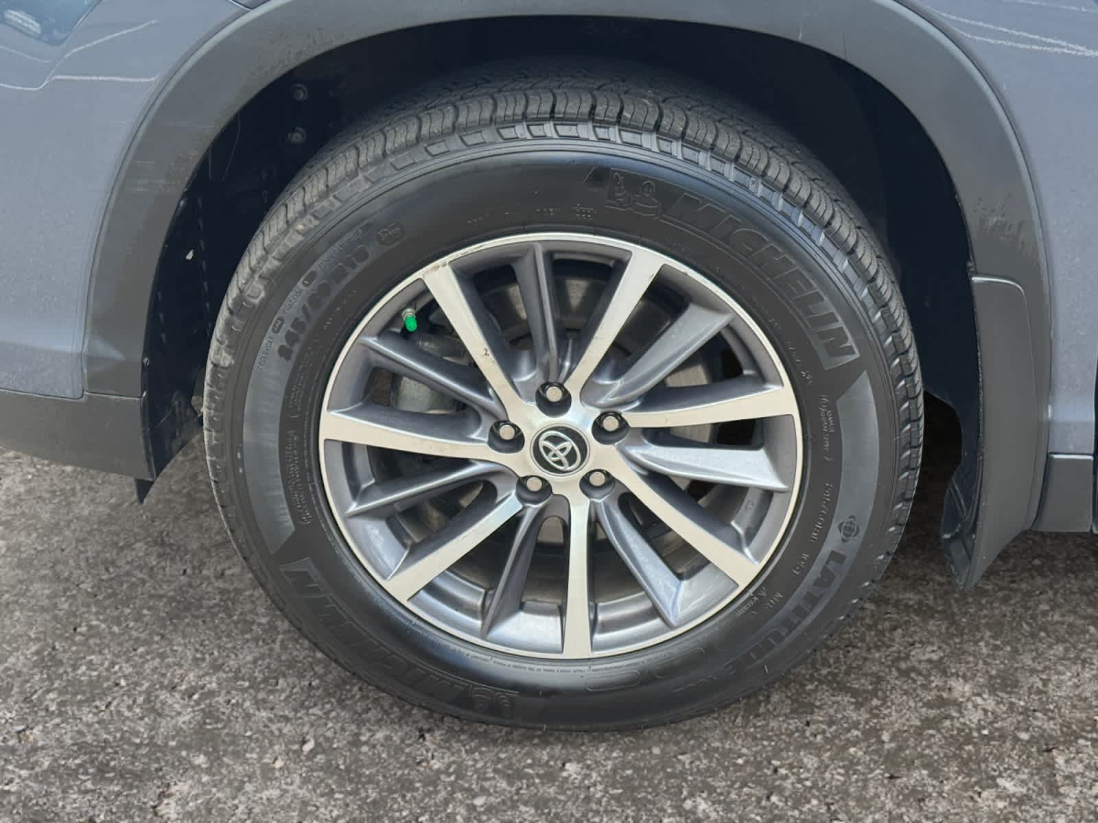 2019 Toyota Highlander Hybrid XLE