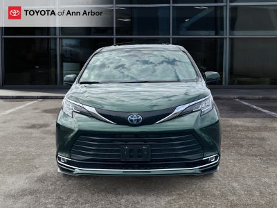 2023 Toyota Sienna XLE