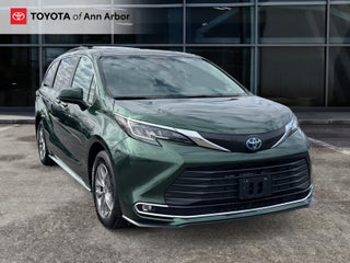 2023 Toyota Sienna XLE