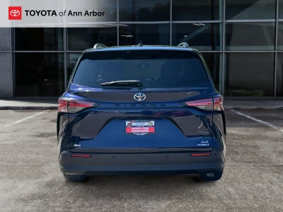 2022 Toyota Sienna XLE