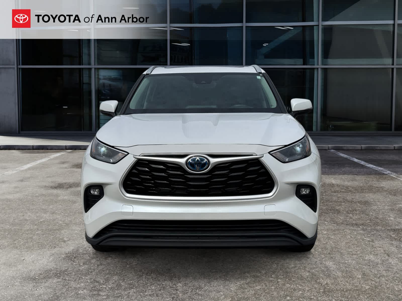 2023 Toyota Highlander Hybrid XLE