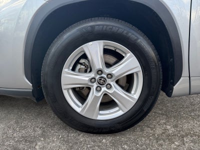 2025 Toyota Highlander LE