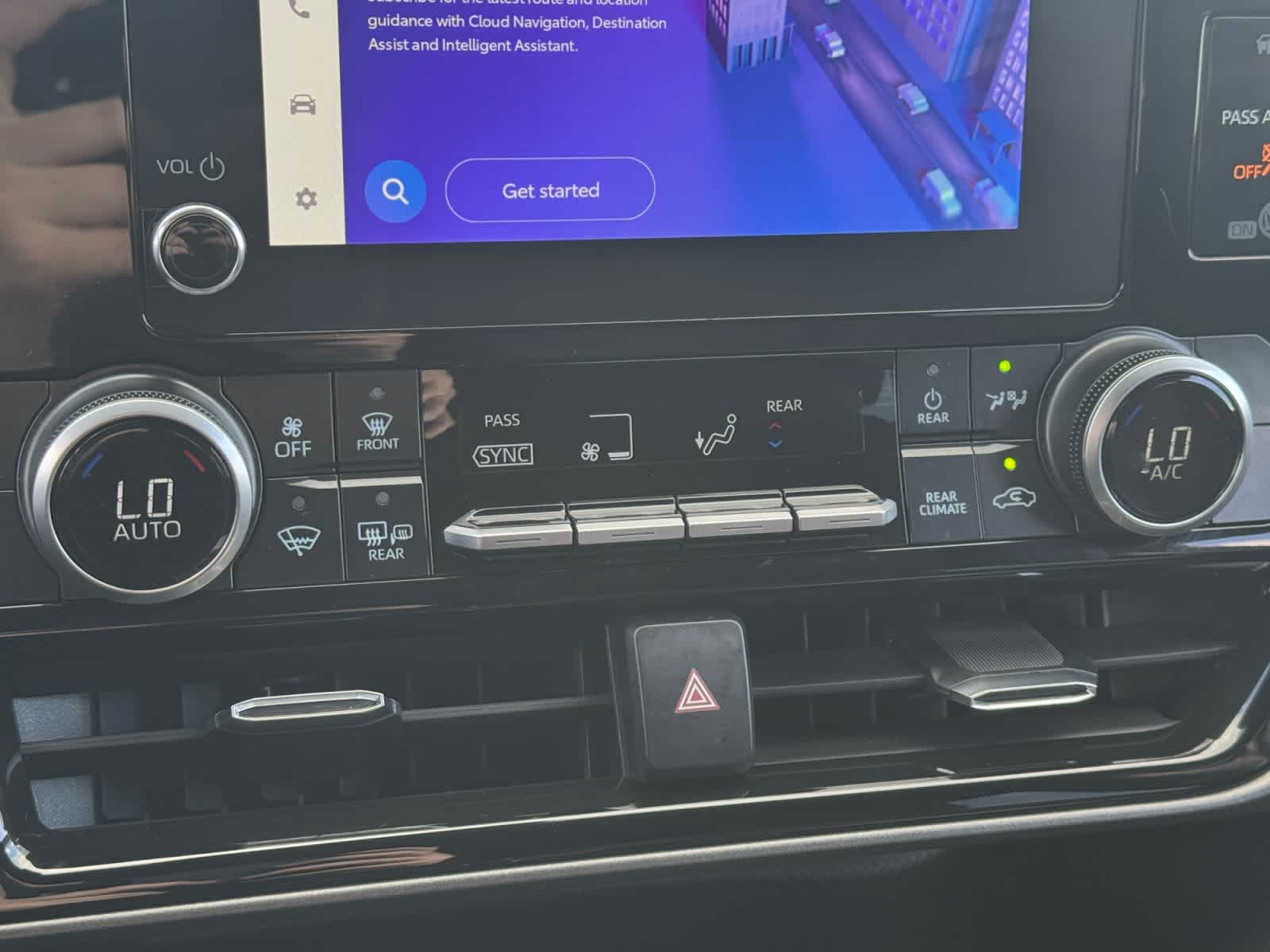 2025 Toyota Highlander LE