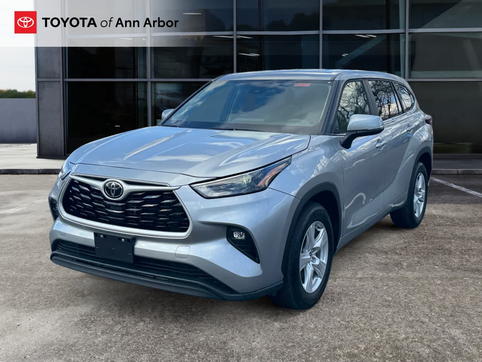 2025 Toyota Highlander LE