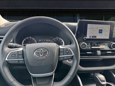 2025 Toyota Highlander Limited
