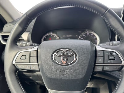 2025 Toyota Highlander LE