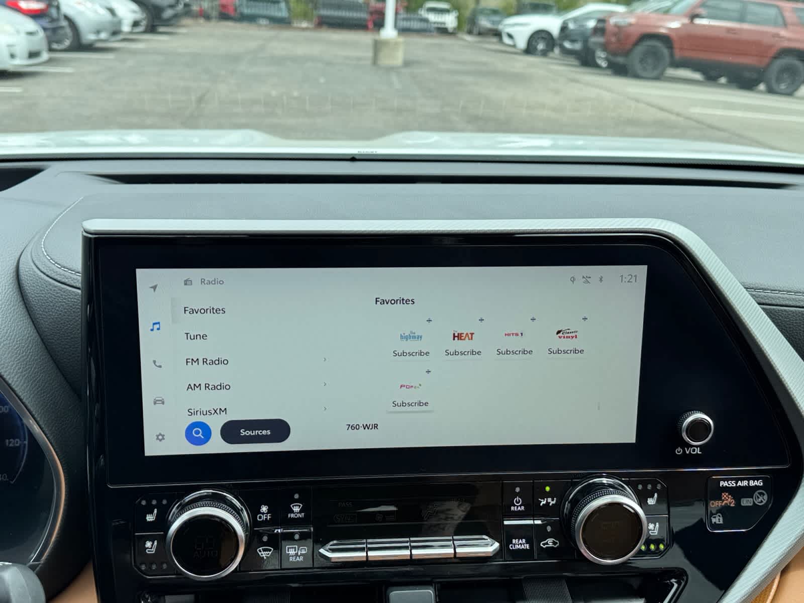 2023 Toyota Highlander Platinum