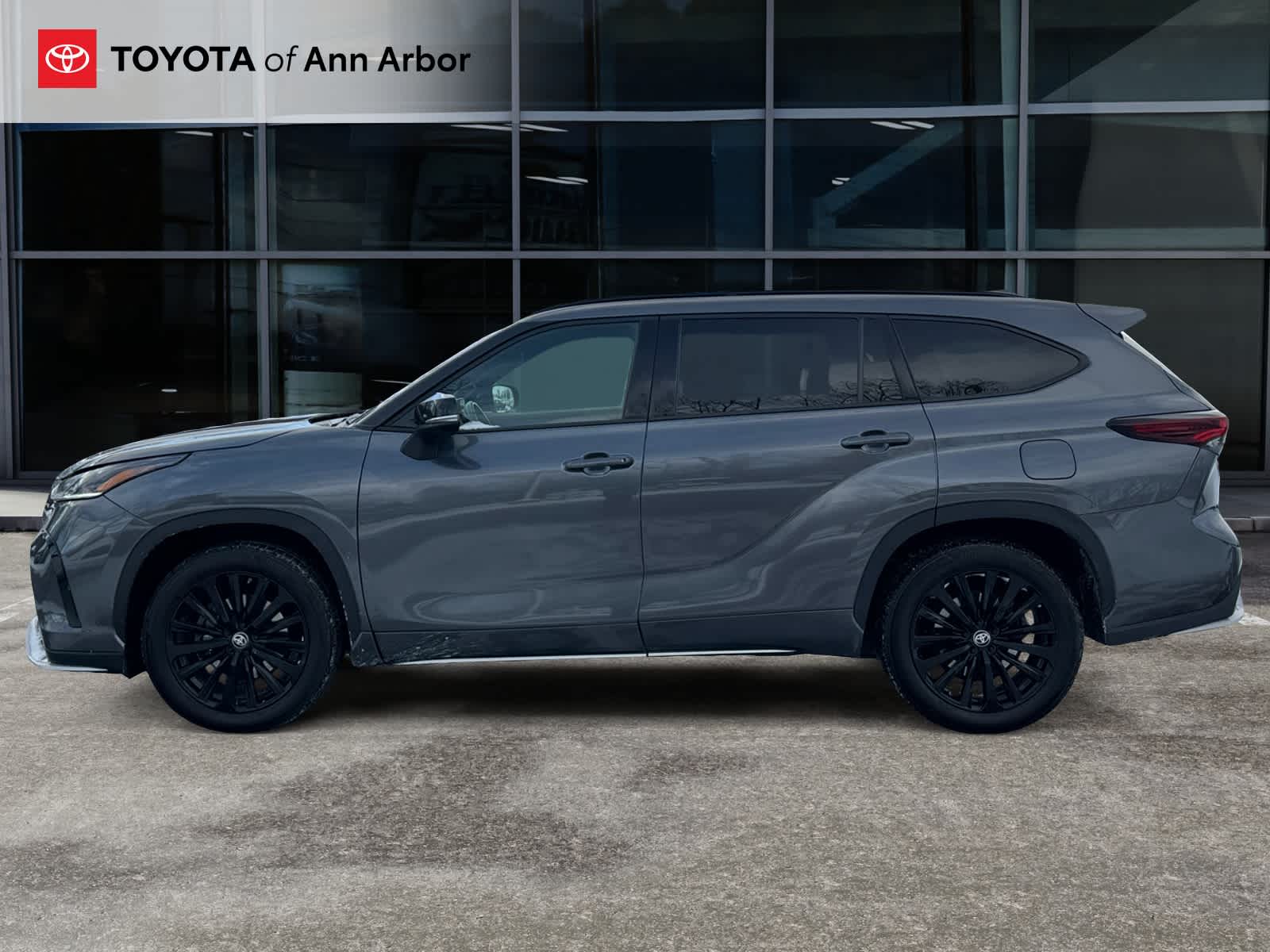 2024 Toyota Highlander XSE