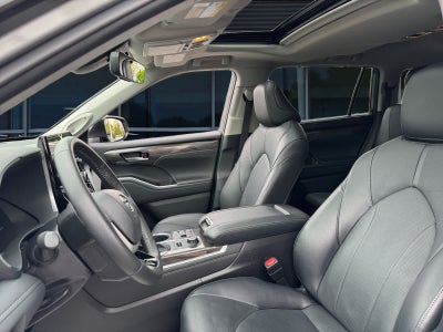 2025 Toyota Highlander Limited