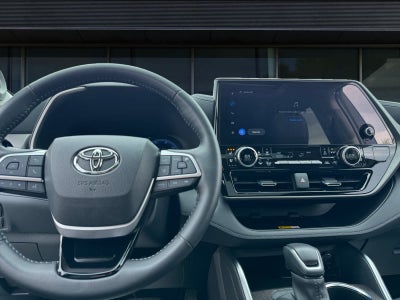 2025 Toyota Highlander Limited