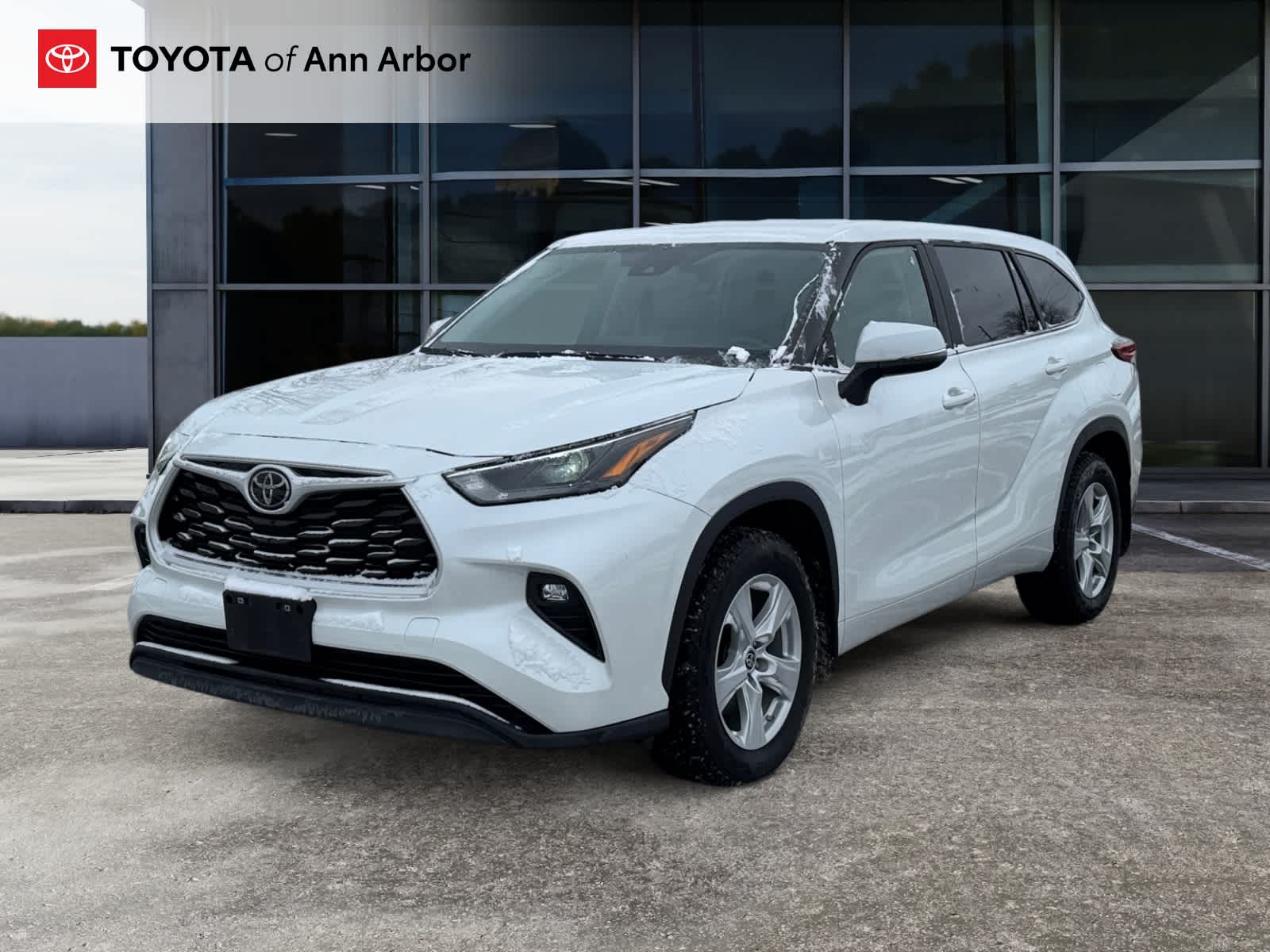 2023 Toyota Highlander LE