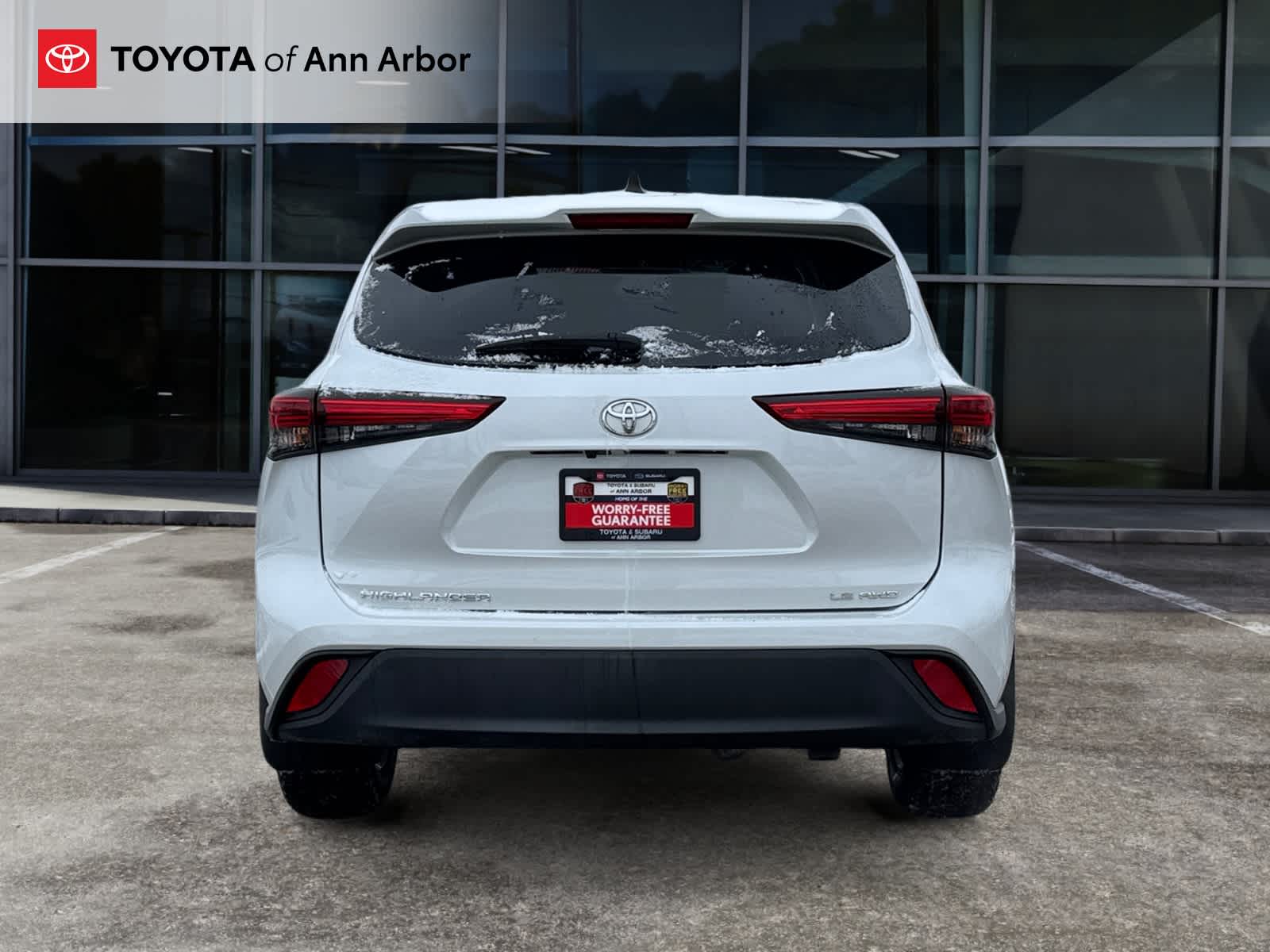 2023 Toyota Highlander LE