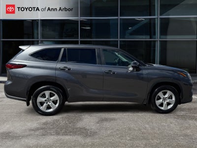 2023 Toyota Highlander LE