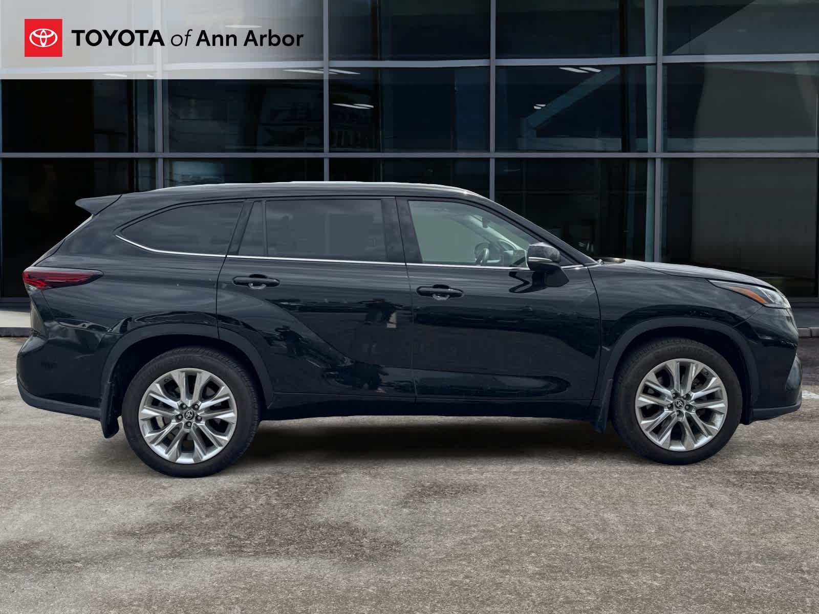 2025 Toyota Highlander Limited