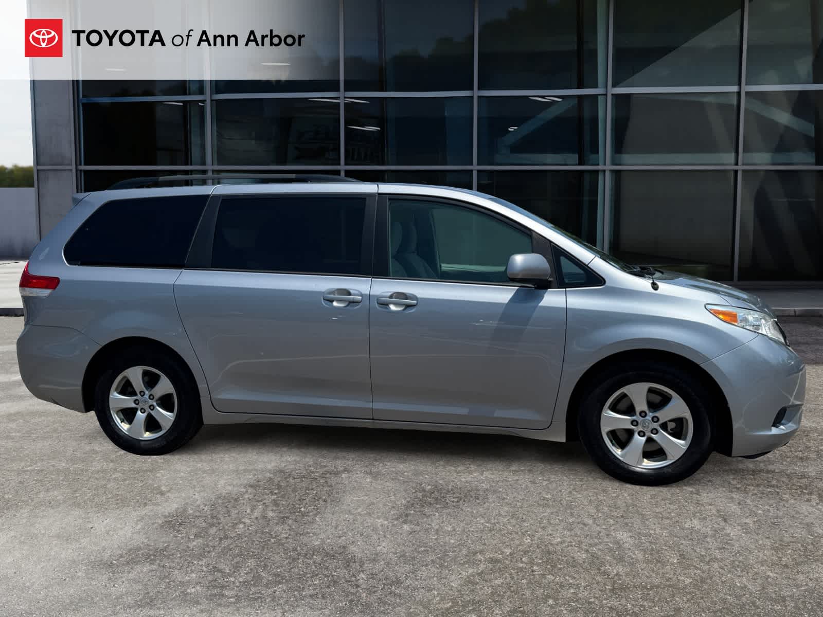 2013 Toyota Sienna LE