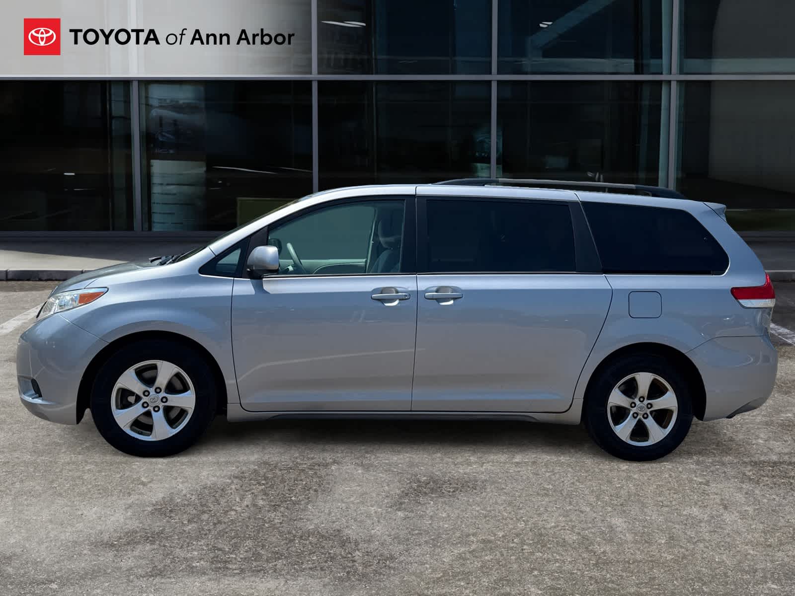 2013 Toyota Sienna LE
